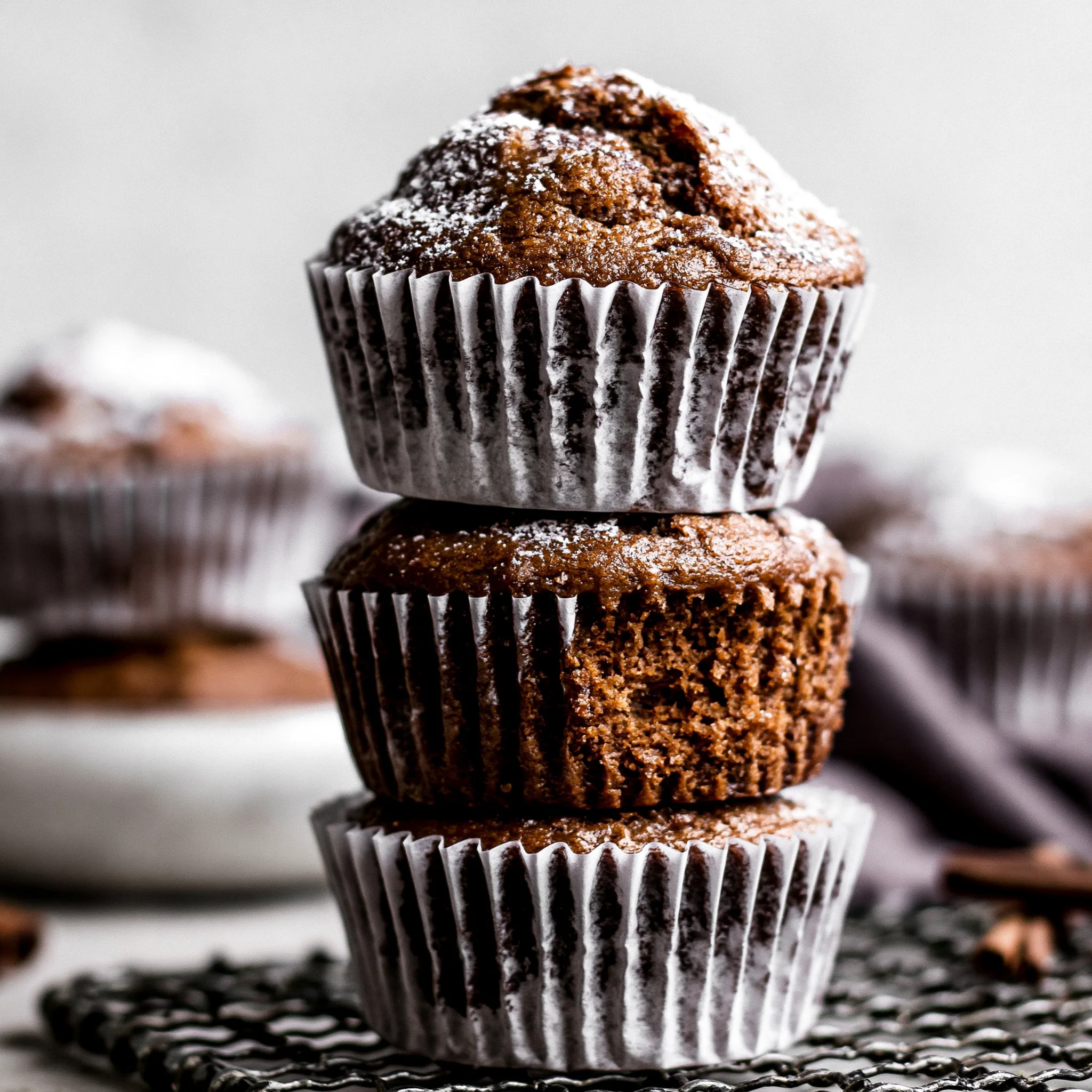 Molasses Gingerbread Muffins Recipe (Cozy Autumn Treat!)